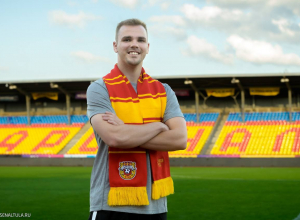 Новое лицо в команде: «Арсенал» подписал контракт с защитником Олегом Исаенко