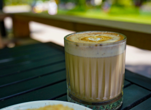 Аналитик заявил о снижении цен на кофе из-за тепла в Бразилии