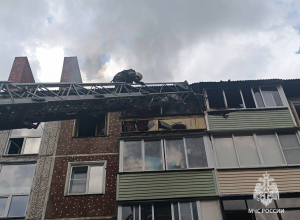 На проспекте Ленина два человека погибли при пожаре: в МЧС рассказали подробности происшествия