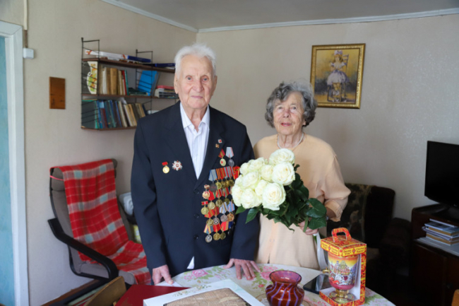 Ð Ð¢ÑÐ»Ðµ Ð¿Ð¾Ð·Ð´ÑÐ°Ð²Ð¸Ð»Ð¸ Ð²ÐµÑÐµÑÐ°Ð½Ð° ÐÐ¸Ð¼Ð° ÐÐµÐ¼Ð¸Ð´Ð¾Ð²Ð° Ñ 100-Ð»ÐµÑÐ¸ÐµÐ¼