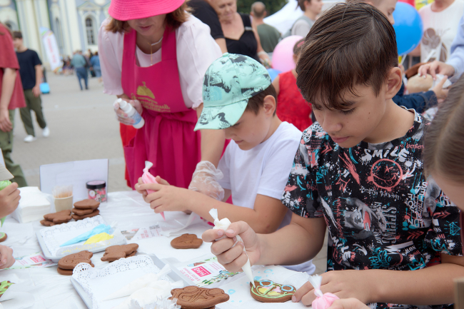 Ð Ð¢ÑÐ»Ðµ Ð¿ÑÐ¾ÑÐµÐ» ÑÐµÑÑÐ¸Ð²Ð°Ð»Ñ Â«ÐÐµÐ½Ñ Ð¿ÑÑÐ½Ð¸ÐºÐ°Â»