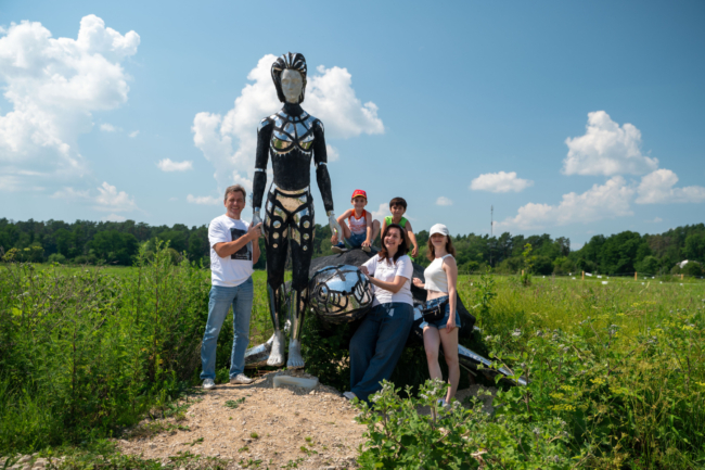 ÐÐ¾Ð»ÐµÐµ 2 500 ÑÐµÐ¼ÐµÐ¹ ÑÐ¾Ð±ÐµÑÑÑÑÑ Ð² ÑÑÐ»ÑÑÐºÐ¾Ð¼ ÐÑÐ½ÑÑÐµÐ²Ðµ Ð½Ð° ÑÐµÑÑÐ¸Ð²Ð°Ð»Ðµ Â«ÐÐ¾Ð»ÑÑÐµ, ÑÐµÐ¼ Ð¿ÑÑÐµÑÐµÑÑÐ²Ð¸ÐµÂ»