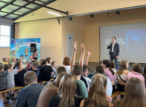 ИИ на каникулах: в тульских лагерях прошел «День цифры»