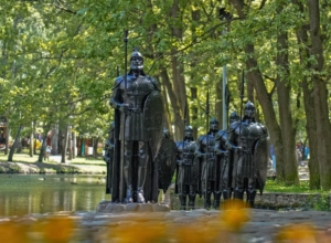 Туляки в Новомосковске смогут увидеть «Рондо» и лидера «Смысловых галлюцинаций»