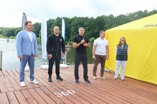 ÐÐ»ÐµÐºÑÐµÐ¹ Ð­ÑÐº Ð¿Ð¾Ð¿ÑÐ¸Ð²ÐµÑÑÑÐ²Ð¾Ð²Ð°Ð» ÑÑÐ°ÑÑÐ½Ð¸ÐºÐ¾Ð² Ð¿ÐµÑÐ²Ð¾Ð³Ð¾ Â«Ð¢ÑÐ»ÑÑÐºÐ¾Ð³Ð¾ ÑÑÐ¸Ð°ÑÐ»Ð¾Ð½Ð°Â»