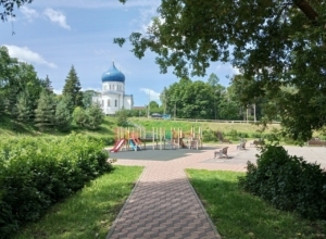 «Ваш труд - важная составляющая успеха»: Андрей Гарифзянов поздравил плавчан с Днем сельского старосты и ТОС