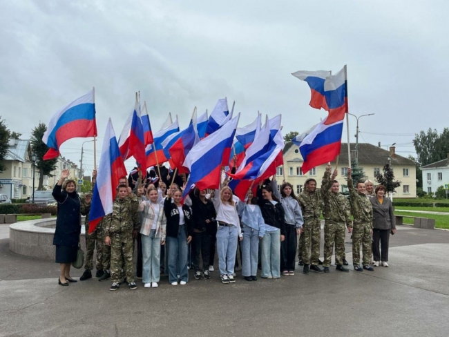 Ð¢ÑÐ»ÑÐºÐ¸ Ð¾ÑÐ¿ÑÐ°Ð·Ð´Ð½Ð¾Ð²Ð°Ð»Ð¸ ÐÐµÐ½Ñ ÑÐ»Ð°Ð³Ð° Ð½Ð° Ð°Ð²ÑÐ¾Ð¿ÑÐ¾Ð±ÐµÐ³Ðµ Ð¸ Ð² ÐÐÐÐ¡Ðµ