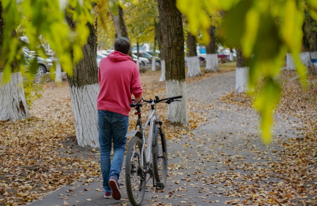 ÐÐ´Ð¾Ð»Ñ Ð²ÑÐ¾ÑÐ¾Ð³Ð¾ ÑÑÐ°ÑÑÐºÐ° Ð²ÐµÐ»Ð¾Ð¼Ð°ÑÑÑÑÑÐ° Â«ÐÐµÐ² Ð¢Ð¾Ð»ÑÑÐ¾Ð¹Â» Ð²ÑÑÐ°Ð´ÑÑ Ð´ÐµÑÐµÐ²ÑÑ Ð¸ ÑÑÑÐ°Ð½Ð¾Ð²ÑÑ ÑÐ¾Ð½Ð°ÑÐ¸