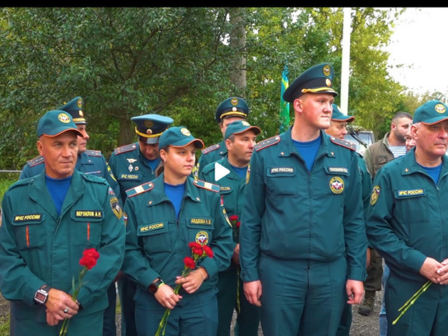 Ð Ð£Ð·Ð»Ð¾Ð²ÑÐºÐ¾Ð¼ ÑÐ°Ð¹Ð¾Ð½Ðµ Ð¾ÑÐºÑÑÐ»Ð¸ Ð¼ÐµÐ¼Ð¾ÑÐ¸Ð°Ð»ÑÐ½ÑÑ Ð´Ð¾ÑÐºÑ Ð³ÐµÑÐ¾Ñ-Ð¿Ð¾Ð¶Ð°ÑÐ½Ð¾Ð¼Ñ Ð ÑÑÐ»Ð°Ð½Ñ ÐÐ°Ð²ÑÐµÑÐºÐ¾Ð¼Ñ