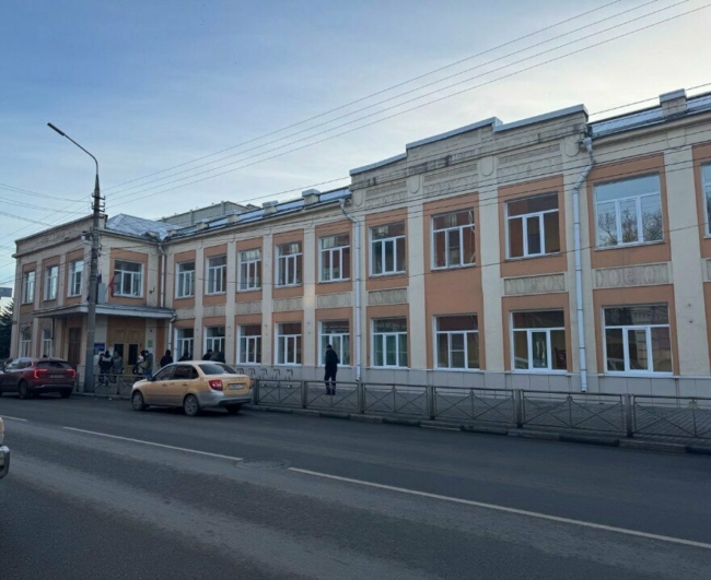 Ð¢ÑÐ»ÑÑÐºÐ°Ñ Ð³Ð¸Ð¼Ð½Ð°Ð·Ð¸Ñ Ð²Ð¾ÑÐ»Ð° Ð² ÑÐ¾Ð¿ ÑÐºÐ¾Ð» Ð Ð¾ÑÑÐ¸Ð¸ Ð¿Ð¾ ÐºÐ¾Ð½ÐºÑÑÐµÐ½ÑÐ¾ÑÐ¿Ð¾ÑÐ¾Ð±Ð½Ð¾ÑÑÐ¸ ÑÐ²Ð¾Ð¸Ñ Ð²ÑÐ¿ÑÑÐºÐ½Ð¸ÐºÐ¾Ð²