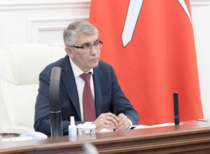 «Новых достижений, успехов и побед»: Дмитрий Миляев поздравил туляков с Днем знаний