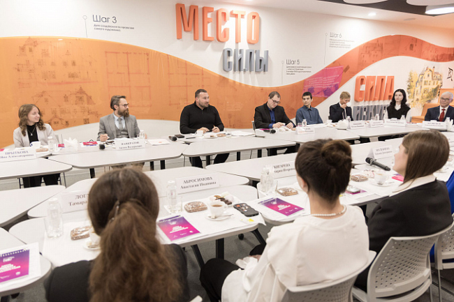 ÐÑ Ð¼Ð¸Ð»Ð»Ð¸Ð¾Ð½Ð° Ð´Ð¾ 20 ÑÑÑÑÑ: ÐºÐ°Ðº Ð¿Ð¾Ð´Ð´ÐµÑÐ¶Ð¸Ð²Ð°ÑÑ Ð¼Ð¾Ð»Ð¾Ð´ÑÑ ÑÑÐµÐ½ÑÑ Ð² Ð¢ÑÐ»ÑÑÐºÐ¾Ð¹ Ð¾Ð±Ð»Ð°ÑÑÐ¸