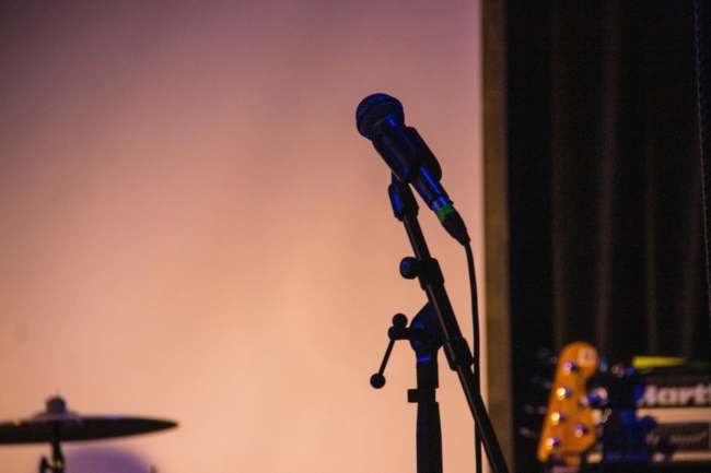 Â«ÐÐ°Ð´Ð°Ð»ÑÑÐ¸ÐºÐ¸Â» Ð¸ Â«Ð¿Ð¾Ð¼Ð¾Ð¸ÑÐ½Ð¸ÐºÐ¸Â»: ÑÑÐ»ÑÑÐºÐ° ÐÑÑÑÑÐ½Ð¾Ð²Ð° Ð¶ÐµÑÑÐºÐ¾ Ð¾ÑÑÐµÐ°Ð³Ð¸ÑÐ¾Ð²Ð°Ð»Ð° Ð½Ð° ÑÐ»ÑÑÐ¸ Ð¾ Ð¼ÑÐ¶Ðµ