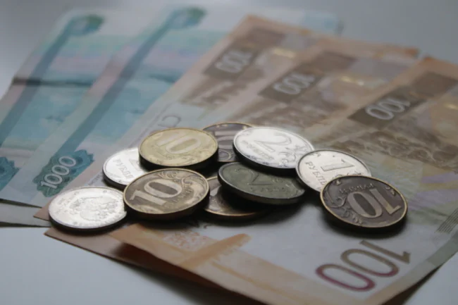 ÐÑÐµÑÑ Ð±Ð°Ð½ÐºÐ¾Ð²ÑÐºÐ¾Ð³Ð¾ ÑÑÐµÑÐ° Ð¿Ð¾Ð±ÑÐ´Ð¸Ð» ÑÑÐ»ÑÐºÐ° ÑÐ¿Ð»Ð°ÑÐ¸ÑÑ 206 ÑÑÑÑÑ ÑÑÐ±Ð»ÐµÐ¹ Ð¿Ð¾ ÐºÑÐµÐ´Ð¸ÑÑ