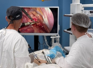 Тульские онкологи провели первую операцию по удалению тимуса без рассечения грудины