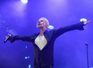 «Россия уже победила»: SHAMAN отказался от борьбы за первое место на «Интервидении»