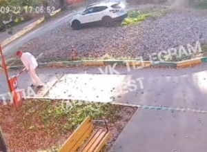 «Красная Шапочка уже не та»: туляк выгнул шлагбаум на улице Металлургов