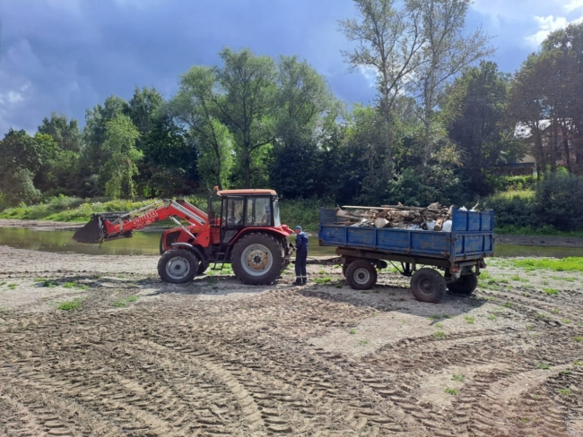 ÐÐ²Ð°ÑÐ¸Ð¹Ð½Ð¾Ðµ Ð´ÐµÑÐµÐ²Ð¾ Ð¸ ÑÑÑÐ¾Ð¸ÑÐµÐ»ÑÐ½ÑÐ¹ Ð¼ÑÑÐ¾Ñ: ÑÑÐ¾ Ð½Ð°ÑÐ»Ð¸ Ð½Ð° Ð´Ð½Ðµ ÑÑÑÑÑ Ð² Ð Ð¾Ð³Ð¾Ð¶Ð¸Ð½ÑÐºÐ¾Ð¼ Ð¿Ð°ÑÐºÐµ Ð¢ÑÐ»Ñ