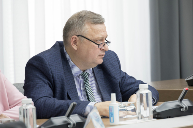 ÐÐ°Ð»ÐµÑÐ¸Ð¹ ÐÐµÐ»Ð¾ÑÐ¸ÑÐºÐ¸Ð¹ Ð¿Ð¾ÐºÐ¸Ð´Ð°ÐµÑ ÑÐµÑÐ½ÑÐºÑÑ Ð°Ð´Ð¼Ð¸Ð½Ð¸ÑÑÑÐ°ÑÐ¸Ñ Ð¿Ð¾ ÑÐ¾ÑÑÐ¾ÑÐ½Ð¸Ñ Ð·Ð´Ð¾ÑÐ¾Ð²ÑÑ