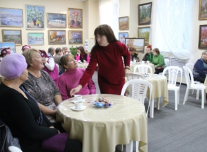 В Плавске пожилых туляков поздравили с Днем пожилого человека