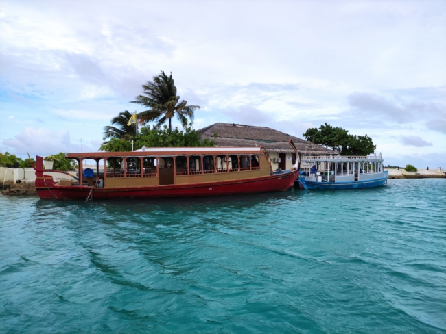 Ð¢ÑÐ»ÑÑÐºÐ°Ñ Ð¶ÐµÐ½Ð° ÐÐµÑÑÐ¾ÑÑÐ½Ð° Ð¾ÑÑÐ°Ð²Ð¸Ð»Ð° Ð¼ÑÐ¶Ð° Ð¸ Ð¾ÑÐ¿ÑÐ°Ð²Ð¸Ð»Ð°ÑÑ Ñ Ð´ÐµÑÑÐ¼Ð¸ Ð² ÑÐµÑÐ½Ð¾Ð¹ ÐºÑÑÐ¸Ð·