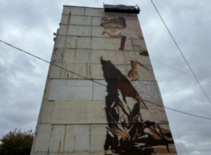 Мальчик с банкой молока: на стене тульской многоэтажки появится 30-метровый мурал