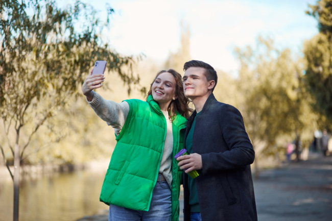 Ð ÑÐµÐ½ÑÑ ÑÐµÐ³Ð¸Ð¾Ð½Ð°, Ð¸ Â«ÐºÑÐ°Ð¿Ð¸Ð²Ð½Ð°Ñ ÑÑÐ¾Ð»Ð¸ÑÐ°Â»: Â«ÐÐµÐ³Ð°Ð¤Ð¾Ð½Â» Ð¼Ð¾Ð´ÐµÑÐ½Ð¸Ð·Ð¸ÑÐ¾Ð²Ð°Ð» ÑÐµÑÑ Ð² Ð¢ÑÐ»ÑÑÐºÐ¾Ð¹ Ð¾Ð±Ð»Ð°ÑÑÐ¸