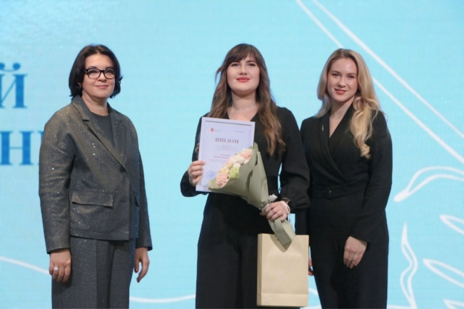 Ð¯ÑÐ½Ð¾Ð³Ð¾ÑÑÐºÐ¸Ð¹ ÑÑÐ¸ÑÐµÐ»Ñ ÑÑÐ°Ð»Ð° Ð»ÑÑÑÐ¸Ð¼ Ð¼Ð¾Ð»Ð¾Ð´ÑÐ¼ ÑÐ¿ÑÐ°Ð²Ð»ÐµÐ½ÑÐµÐ¼ Ð¾Ð±Ð»Ð°ÑÑÐ¸