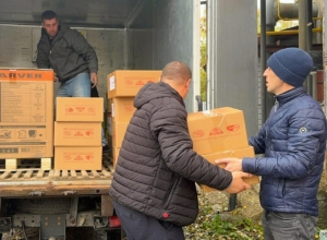 «Продолжаем помогать»: Илья Беспалов передал гуманитарную помощь в Старый Оскол