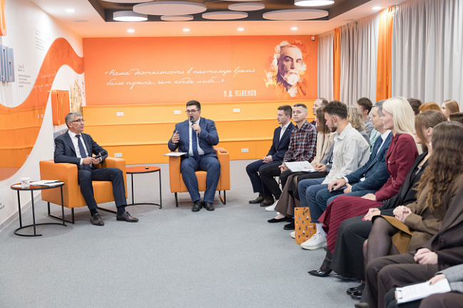 Ð¢ÑÐ»ÑÐºÐ¸ ÑÐ¾Ð·Ð´Ð°Ð»Ð¸ Â«ÐÐ»ÑÐ± ÐºÑÐµÐ°ÑÐ¸Ð²Ð½ÑÑ Ð¸Ð´ÐµÐ¹Â» â Ð³ÑÐ±ÐµÑÐ½Ð°ÑÐ¾Ñ Ð¿Ð¾Ð´Ð´ÐµÑÐ¶Ð°Ð» Ð¿ÐµÑÐ²ÑÐµ Ð¿ÑÐ¾ÐµÐºÑÑ