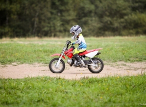 «Питбайки детям не игрушка»: в Правительстве РФ поддерживают идею запрета опасного транспорта