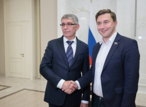 Шах и Миляев: губернатор Тульской области сыграл с гроссмейстером Сергеем Карякиным