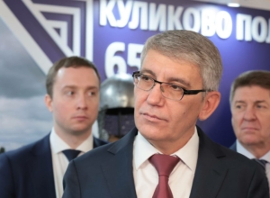 Детская пресс-служба, брендированный поезд и рабочие встречи: Дмитрий Миляев подвел итоги уходящей недели