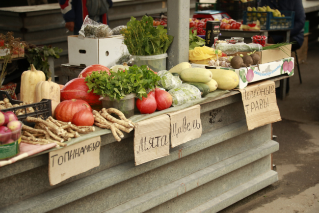 Ð Ð Ð¾ÑÑÐ¸Ð¸ ÑÐ½Ð¸Ð·Ð¸Ð»Ð¸ÑÑ Ð¿ÑÐ¾Ð´Ð°Ð¶Ð¸ Ð±Ð°Ð·Ð¾Ð²ÑÑ Ð¿ÑÐ¾Ð´ÑÐºÑÐ¾Ð²: Ð½Ð° ÑÐµÐ¼ ÑÑÐ°Ð»Ð¸ ÑÐºÐ¾Ð½Ð¾Ð¼Ð¸ÑÑ ÑÑÐ»ÑÐºÐ¸