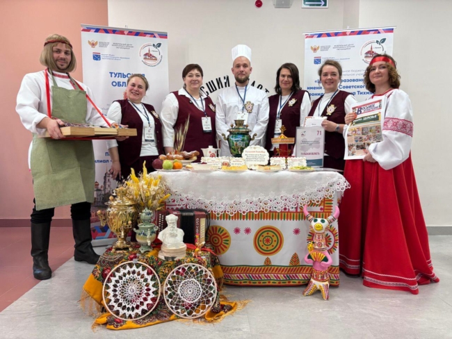 ÐÑ Ð¿ÑÑÐ½Ð¸ÐºÐ¾Ð² Ð´Ð¾ ÑÐºÐ¾Ð»ÑÐ½Ð¾Ð³Ð¾ Ð¼ÐµÐ½Ñ: Ð¢ÑÐ»Ð° Ð¿ÑÐµÐ´ÑÑÐ°Ð²Ð¸Ð»Ð° ÑÐ¸ÑÐ¼ÐµÐ½Ð½ÑÐµ Ð±Ð»ÑÐ´Ð° Ð½Ð° Ð²ÑÐµÑÐ¾ÑÑÐ¸Ð¹ÑÐºÐ¾Ð¼ ÐºÐ¾Ð½ÐºÑÑÑÐµ ÑÑÐ¾Ð»Ð¾Ð²ÑÑ