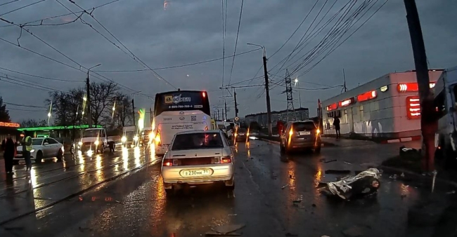 Ð Ð¢ÑÐ»Ðµ Ð½Ð° ÐÑÐ¾Ð»ÐµÑÐ°ÑÑÐºÐ¾Ð¹ Ð¿ÑÐ¾Ð¸Ð·Ð¾ÑÐ»Ð¾ ÑÐ¼ÐµÑÑÐµÐ»ÑÐ½Ð¾Ðµ ÐÐ¢Ð: ÑÑÐ°Ð¼Ð²Ð°Ð¹ ÑÐ¾ÑÐµÐ» Ñ ÑÐµÐ»ÑÑ, Ð´Ð²Ð° ÑÐµÐ»Ð¾Ð²ÐµÐºÐ° Ð¿Ð¾Ð³Ð¸Ð±Ð»Ð¾