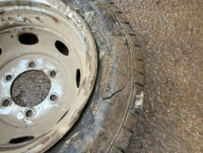 Ð¢ÑÐ°Ð½ÑÐ¿Ð¾ÑÑÐ½ÑÐ¹ Ð°Ð´ Ð½Ð° ÑÐ»Ð¸ÑÐµ ÐÐ¸ÑÐµÐµÐ²Ð°: ÑÑÐ»ÑÐº Ð¿Ð¾ÑÐµÐ·Ð°Ð» ÑÐ¸Ð½Ñ Ð¾ ÑÐµÐ»ÑÑÑ