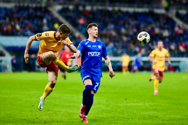 Â«ÐÑÑÐµÐ½Ð°Ð»Â» Ð¾Ð±ÑÐ³ÑÐ°Ð» Â«Ð Ð¾ÑÐ¾ÑÂ» Ð² ÐÐ¾Ð»Ð³Ð¾Ð³ÑÐ°Ð´Ðµ Ð¸ Ð¿Ð¾Ð´Ð½ÑÐ»ÑÑ Ð½Ð° 10-Ðµ Ð¼ÐµÑÑÐ¾ ÐÐµÑÐ²Ð¾Ð¹ Ð»Ð¸Ð³Ð¸