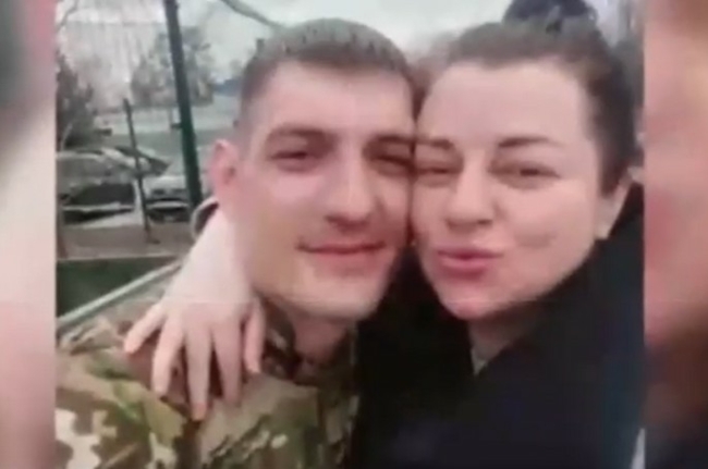 Ð Ð¢ÑÐ»Ðµ ÑÐ¾Ð´Ð¸ÑÐµÐ»Ð¸ Ð¿Ð¾Ð³Ð¸Ð±ÑÐ¸Ñ Ð±Ð¾Ð¹ÑÐ¾Ð² Ð¡ÐÐ Ð¾Ð±Ð²Ð¸Ð½ÑÑÑ Ð½ÐµÐ²ÐµÑÑÐºÑ Ð² ÑÐ¸ÐºÑÐ¸Ð²Ð½ÑÑ Ð±ÑÐ°ÐºÐ°Ñ