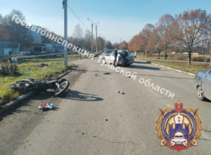 Škoda влетела в мотоцикл в Киреевске