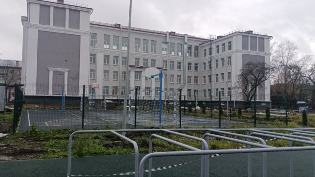 Ð£ÑÑÐ°Ð½Ð¾Ð²Ð¸Ð»Ð¸ Ð´Ð²ÐµÑÐ¸, Ð¾Ð±Ð½Ð¾Ð²Ð¸Ð»Ð¸ Ð¾ÑÐ¾Ð¿Ð»ÐµÐ½Ð¸Ðµ: ÐºÐ°Ðº Ð¿ÑÐ¾ÑÐ¾Ð´Ð¸Ñ ÐºÐ°Ð¿ÑÐµÐ¼Ð¾Ð½Ñ Ð² ÑÑÐ½Ð¾Ð³Ð¾ÑÑÐºÐ¾Ð¼ Ð¦ÐµÐ½ÑÑÐµ Ð¾Ð±ÑÐ°Ð·Ð¾Ð²Ð°Ð½Ð¸Ñ â 1