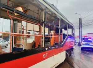 Следователи в Туле ищут пассажиров трамвая и маршруток, попавших в ДТП на Пролетарском мосту