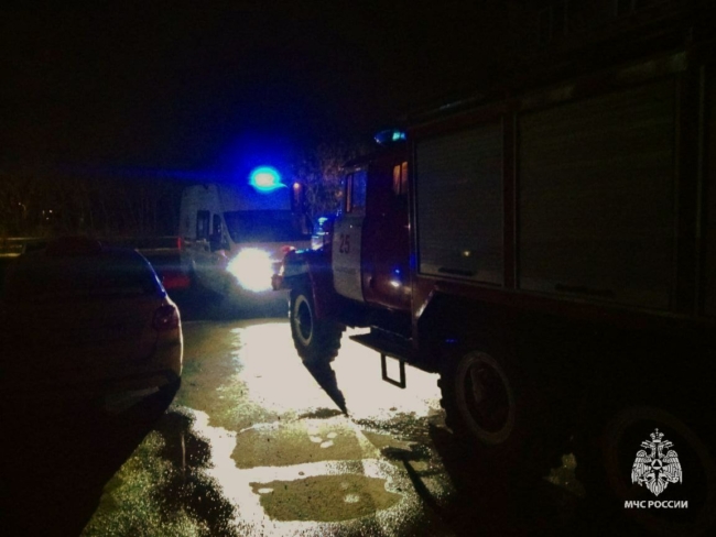 Ð ÐÐ¾Ð½ÑÐºÐ¾Ð¼ ÑÐ²Ð°ÐºÑÐ¸ÑÐ¾Ð²Ð°Ð»Ð¸ ÑÐµÑÑÐµÑÑÑ Ð¿ÑÐ¸ Ð¿Ð¾Ð¶Ð°ÑÐµ Ð² Ð¼Ð½Ð¾Ð³Ð¾ÐºÐ²Ð°ÑÑÐ¸ÑÐ½Ð¾Ð¼ Ð´Ð¾Ð¼Ðµ