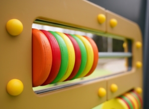 В Монастырщино вернут детскую площадку: вмешалась детский омбудсмен