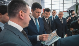 ÐнÑон ÐлиÑ
анов поÑеÑил ÑÑенд ÐР«ÐолиплаÑÑ» на вÑÑÑавке «ХимиÑ-2025» ÐнÑон ÐлиÑ
анов поÑеÑил ÑÑенд ÐР«ÐолиплаÑÑ» на вÑÑÑавке «ХимиÑ-2025»