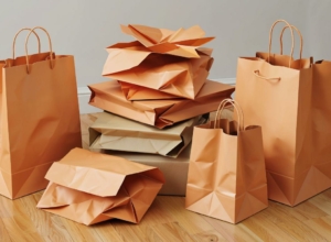 Уроженка Смоленска устроила шопинг с поддельными деньгами в Туле