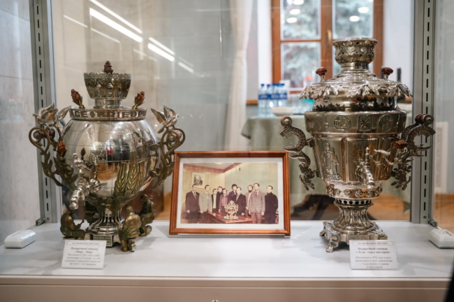 Ð¢ÑÐ»ÑÐºÐ¸ ÑÐ²Ð¾Ð¸Ð¼Ð¸ Ð³Ð»Ð°Ð·Ð°Ð¼Ð¸ Ð¼Ð¾Ð³ÑÑ ÑÐ²Ð¸Ð´ÐµÑÑ ÑÐ°Ð¼Ð¾Ð²Ð°ÑÑ, Ð¿Ð¾Ð´Ð°ÑÐµÐ½Ð½ÑÐµ ÐÐµÐ¾Ð½Ð¸Ð´Ñ ÐÑÐµÐ¶Ð½ÐµÐ²Ñ Ð¸ ÐÐ»Ð¸Ð·Ð°Ð²ÐµÑÐµ II