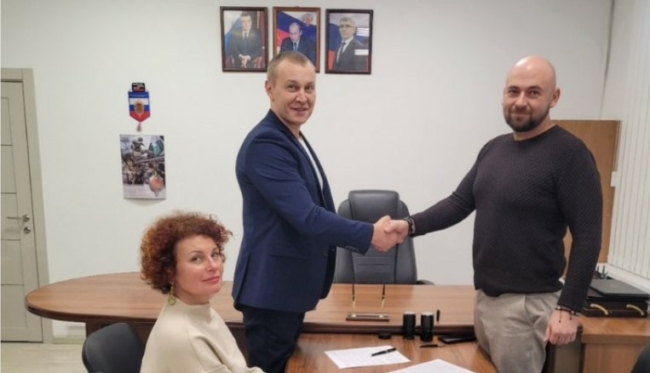 ÐÐ¾Ð²Ð¾Ð¼Ð¾ÑÐºÐ¾Ð²ÑÐºÐ¸Ð¹ ÑÑÐ½Ð¾Ðº Ð¸ Â«ÐÐ¸Ñ Ð¤Ð°Ñ 71Â» Ð¿Ð¾Ð´Ð¿Ð¸ÑÐ°Ð»Ð¸ ÑÐ¾Ð³Ð»Ð°ÑÐµÐ½Ð¸Ðµ Ð¾ ÑÐ¾ÑÑÑÐ´Ð½Ð¸ÑÐµÑÑÐ²Ðµ