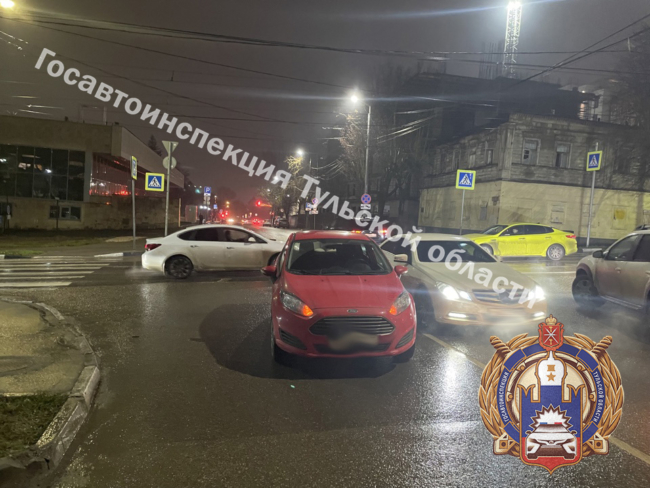 Ð Ð¢ÑÐ»Ðµ ÑÐ±Ð¸Ð»Ð¸ 71-Ð»ÐµÑÐ½ÑÑ Ð¿ÐµÐ½ÑÐ¸Ð¾Ð½ÐµÑÐºÑ: Ð¾Ð½Ð° Ð¿ÐµÑÐµÑÐ¾Ð´Ð¸Ð»Ð° Ð´Ð¾ÑÐ¾Ð³Ñ Ð² Ð½ÐµÐ¿Ð¾Ð»Ð¾Ð¶ÐµÐ½Ð½Ð¾Ð¼ Ð¼ÐµÑÑÐµ