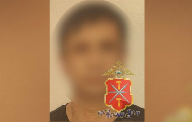 Ð¢ÑÐ»ÑÑÐºÑ Ð¾Ð±Ð¾ÐºÑÐ°Ð» Ð±ÑÐ²ÑÐ¸Ð¹ Ð¼ÑÐ¶. ÐÐ½ Ð²ÑÐ½ÐµÑ Ð¸Ð· ÐºÐ²Ð°ÑÑÐ¸ÑÑ Ð´ÐµÐ²ÑÑÑ ÐºÐ¾Ð¼Ð¿Ð»ÐµÐºÑÐ¾Ð² Ð¿Ð¾ÑÑÐµÐ»ÑÐ½Ð¾Ð³Ð¾ Ð±ÐµÐ»ÑÑ Ð¸ ÑÑÐ¸ Ð¿ÑÑÐ¾Ð²Ð¸ÐºÐ°